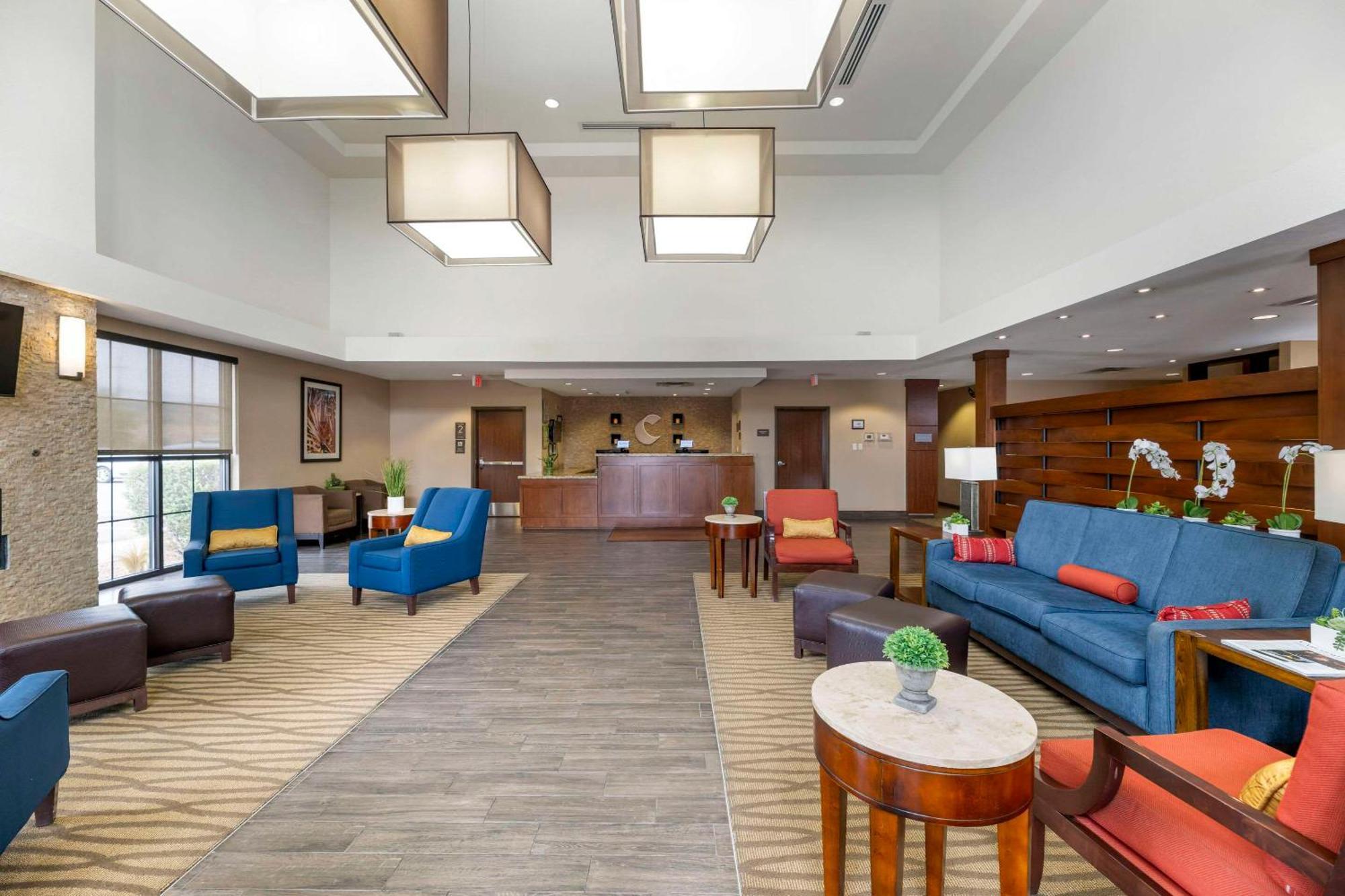 Comfort Suites Carlsbad Exterior foto